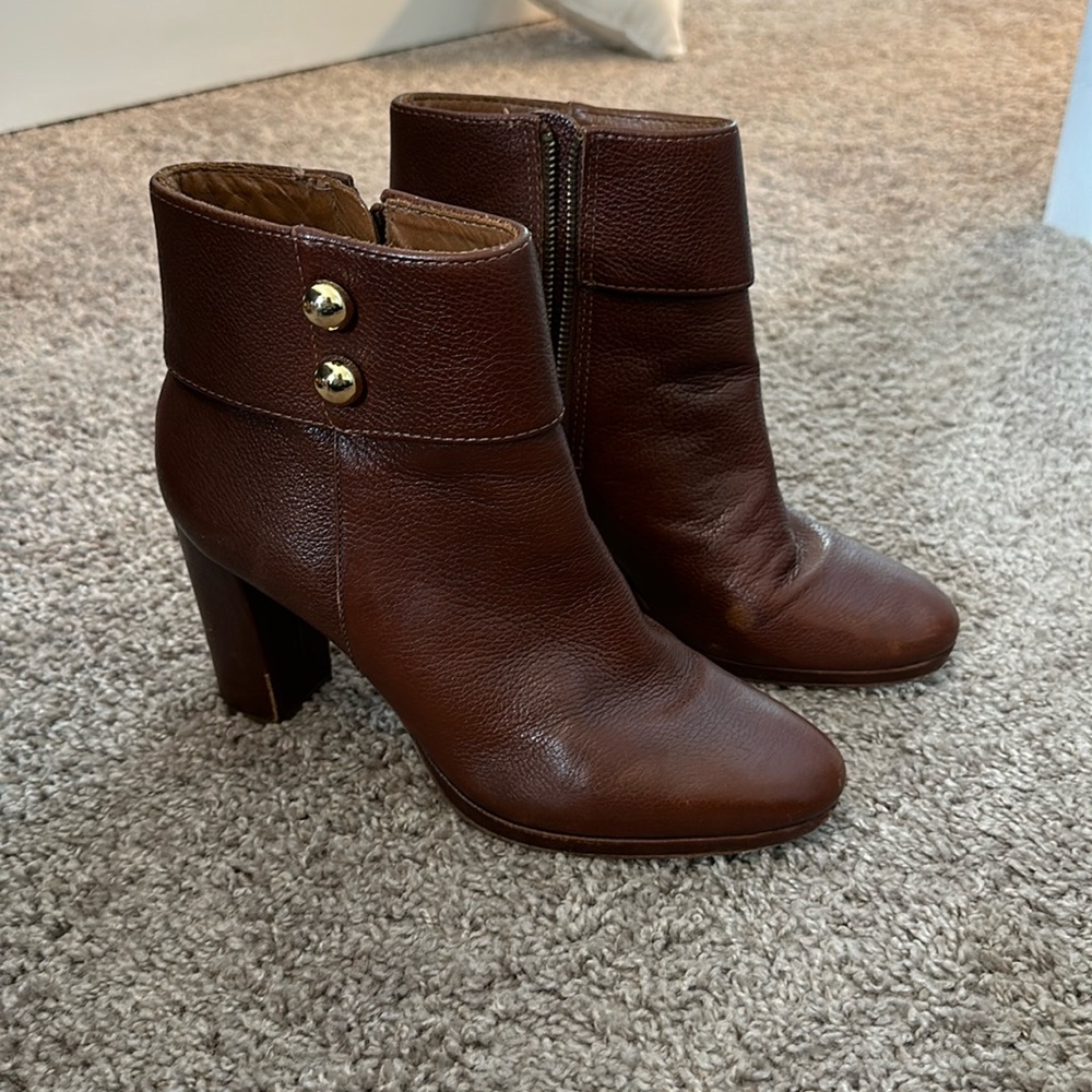 Kate Spade Brownleather side zip ankle boot